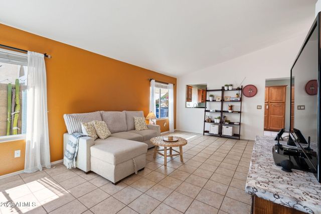 4349 E CHUCKWALLA Canyon, Phoenix, AZ 85044