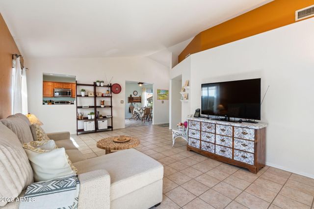 4349 E CHUCKWALLA Canyon, Phoenix, AZ 85044