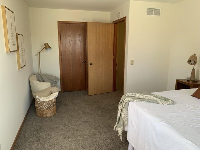 903 Clarmar Drive, Sun Prairie, WI 53590