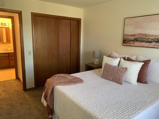 903 Clarmar Drive, Sun Prairie, WI 53590