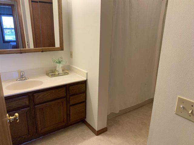 903 Clarmar Drive, Sun Prairie, WI 53590