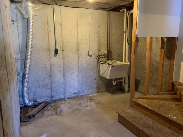 903 Clarmar Drive, Sun Prairie, WI 53590