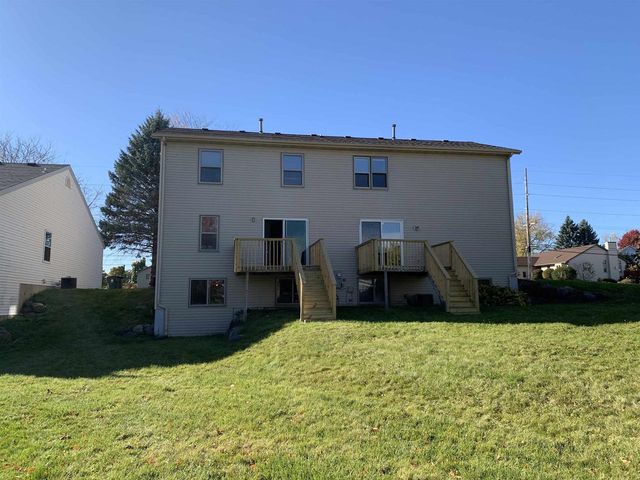 903 Clarmar Drive, Sun Prairie, WI 53590