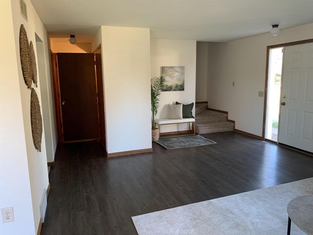 903 Clarmar Drive, Sun Prairie, WI 53590