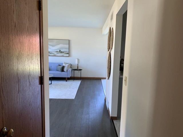 903 Clarmar Drive, Sun Prairie, WI 53590