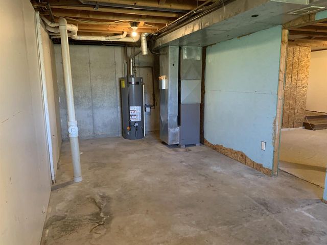 903 Clarmar Drive, Sun Prairie, WI 53590