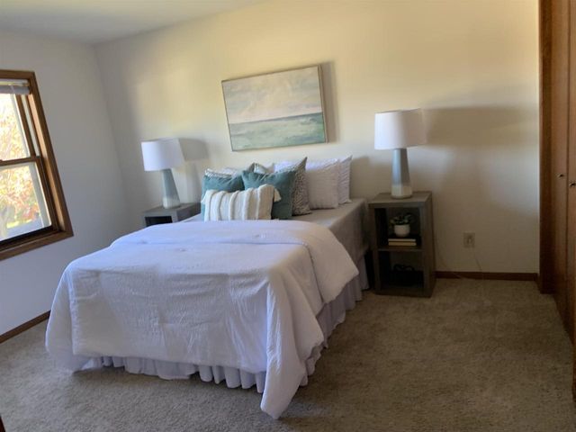 903 Clarmar Drive, Sun Prairie, WI 53590