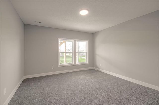 4855 NW Martin Street, Riverside, MO 64150