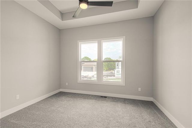 4855 NW Martin Street, Riverside, MO 64150