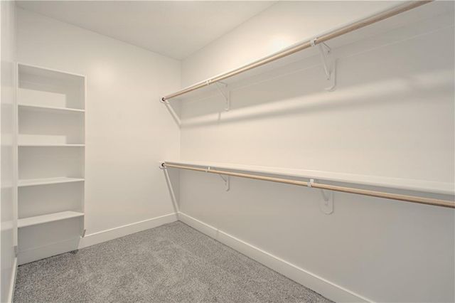 4855 NW Martin Street, Riverside, MO 64150