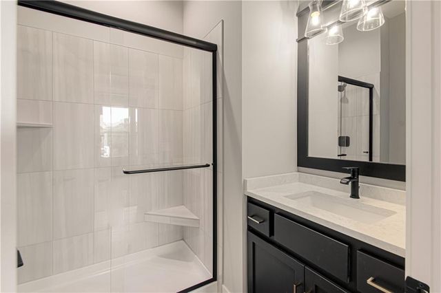 4855 NW Martin Street, Riverside, MO 64150