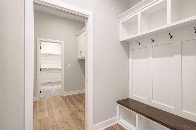 4855 NW Martin Street, Riverside, MO 64150