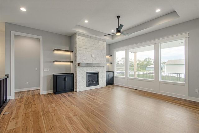 4855 NW Martin Street, Riverside, MO 64150