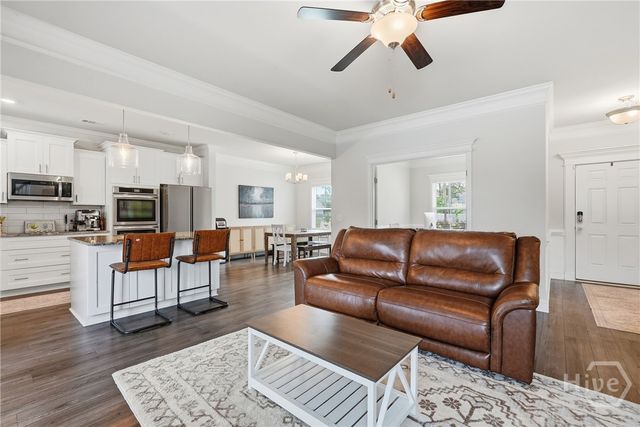 188 Pitch Point Trail, Richmond Hill, GA 31324