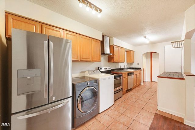 501 Jones Ferry Road Unit N9, Carrboro, NC 27510