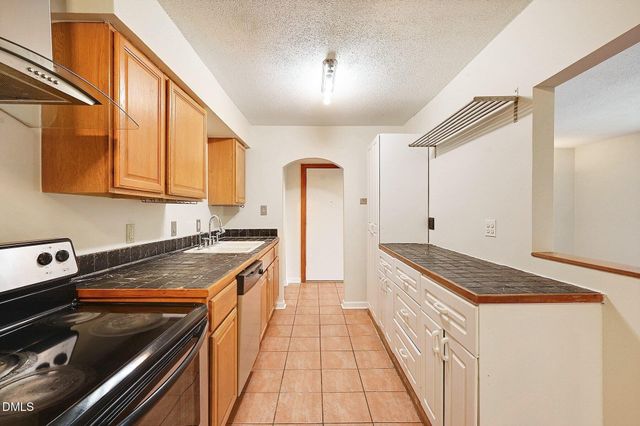 501 Jones Ferry Road Unit N9, Carrboro, NC 27510