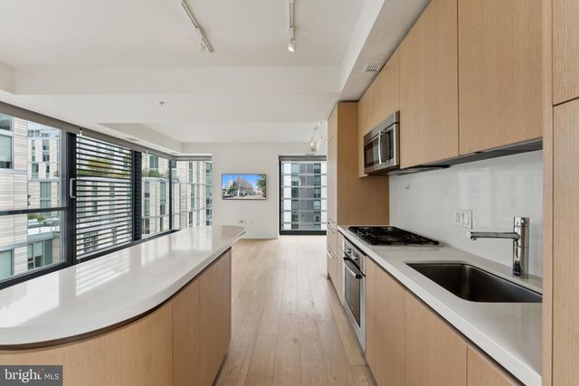 925 H ST NW #701, Washington, DC 20001
