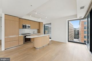 925 H ST NW #701, Washington, DC 20001