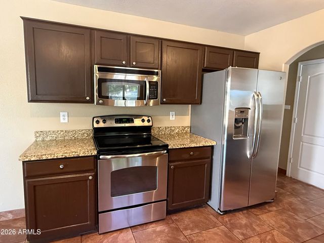 11171 W EDGEMONT Avenue, Avondale, AZ 85392
