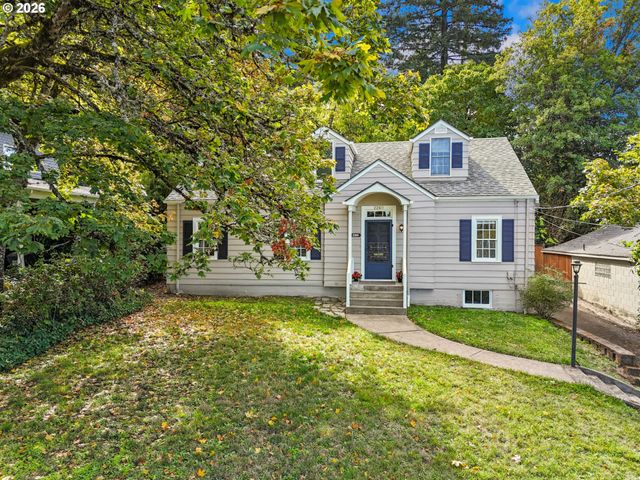 2260 E 15TH Ave, Eugene, OR 97403