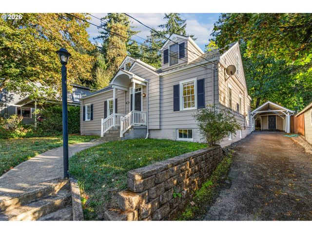 2260 E 15TH Ave, Eugene, OR 97403