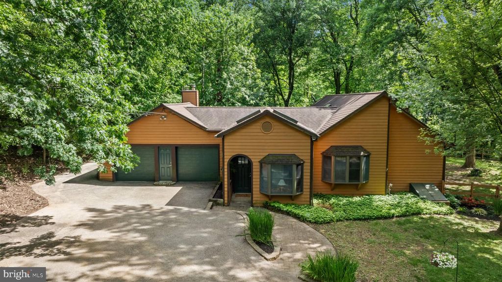 Image 33 of property listing at 29 MAPLE AVE, Catonsville, MD 21228