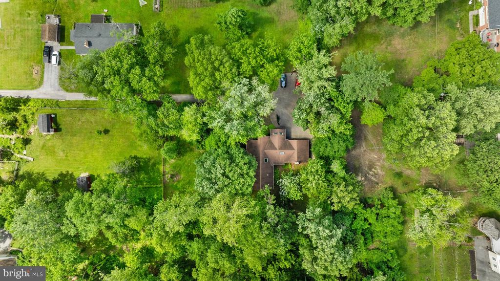 Image 37 of property listing at 29 MAPLE AVE, Catonsville, MD 21228