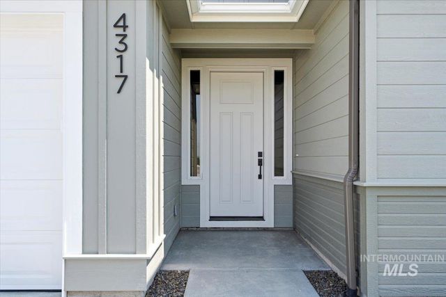 4646 E La Grande St., Nampa, ID 83687