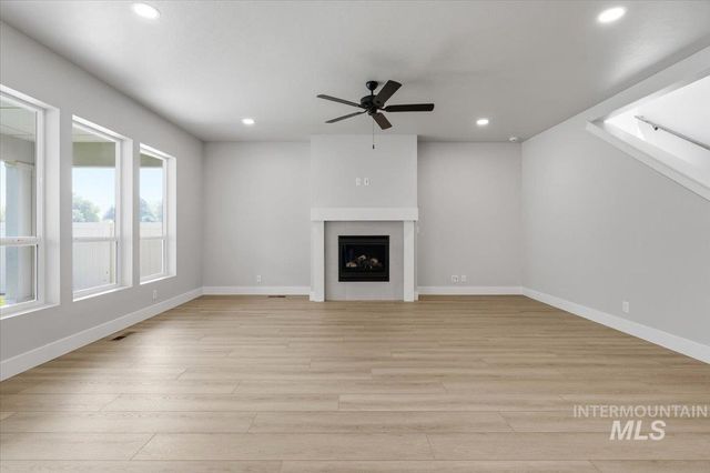 4646 E La Grande St., Nampa, ID 83687