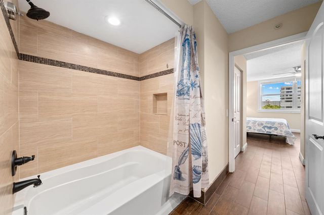 3594 S Ocean Boulevard 604, Highland Beach, FL 33487