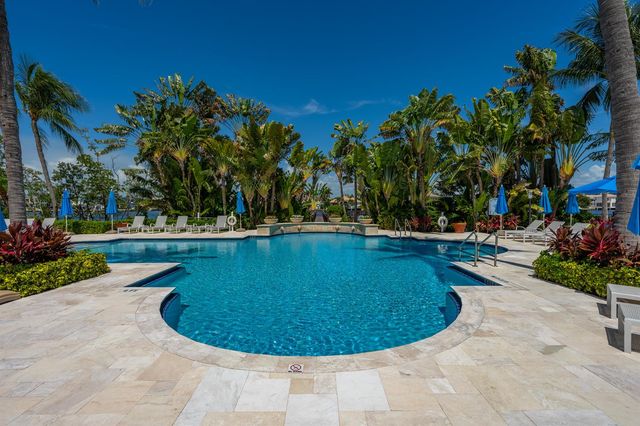 3594 S Ocean Boulevard 604, Highland Beach, FL 33487