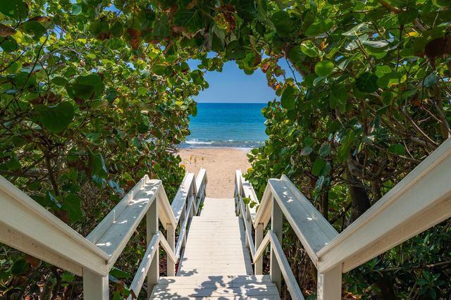 3594 S Ocean Boulevard 604, Highland Beach, FL 33487