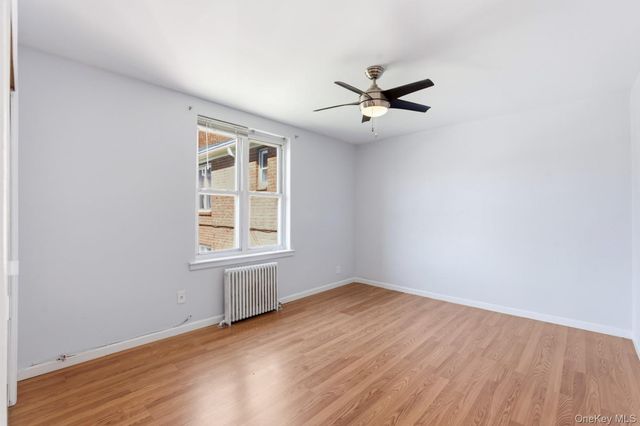 36-10 Utopia Parkway E4, Flushing, NY 11358