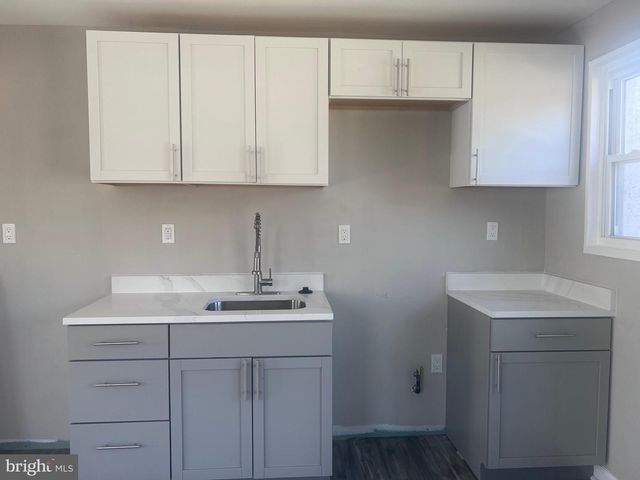 4100 COLBORNE RD, Baltimore, MD 21229