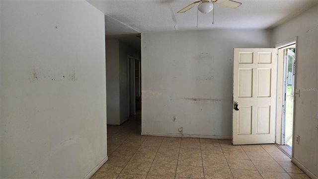 6404 SW 9TH AVENUE, Ocala, FL 34471
