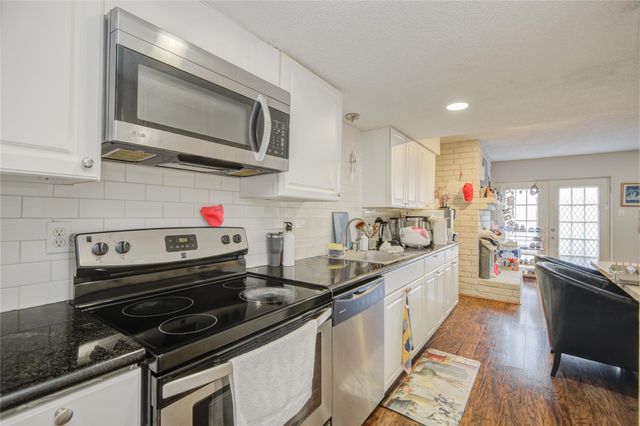 1334 Country Place Drive, Houston, TX 77079