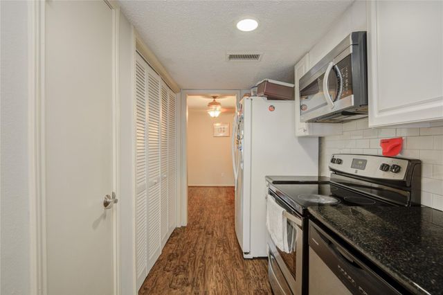 1334 Country Place Drive, Houston, TX 77079