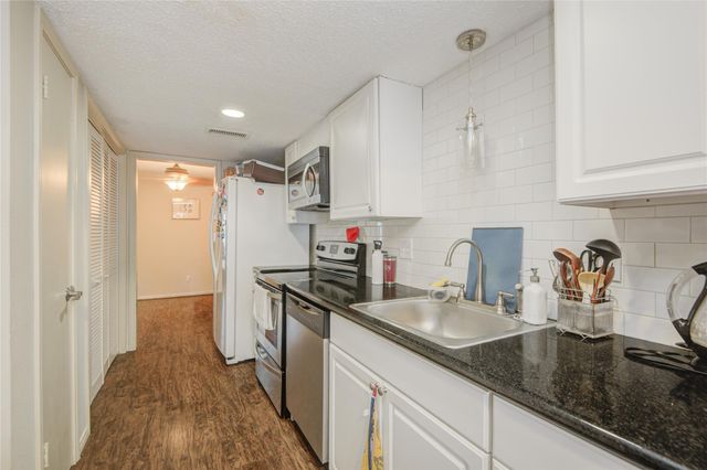 1334 Country Place Drive, Houston, TX 77079