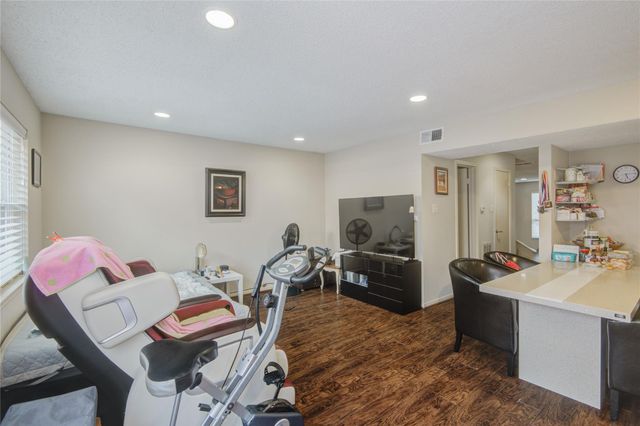 1334 Country Place Drive, Houston, TX 77079