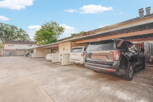 1334 Country Place Drive, Houston, TX 77079