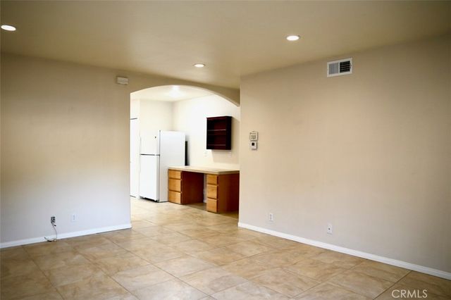 4813 Topanga Canyon, Woodland Hills, CA 91364