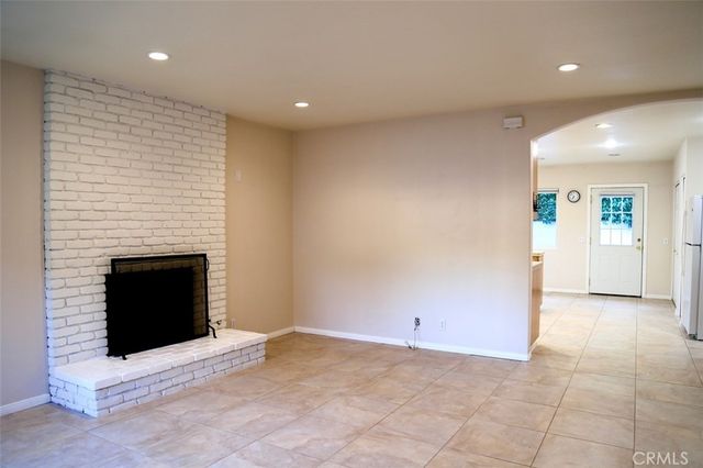 4813 Topanga Canyon, Woodland Hills, CA 91364