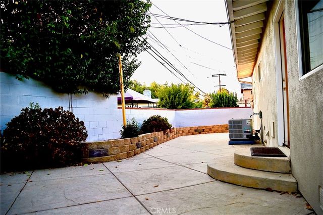 4813 Topanga Canyon, Woodland Hills, CA 91364