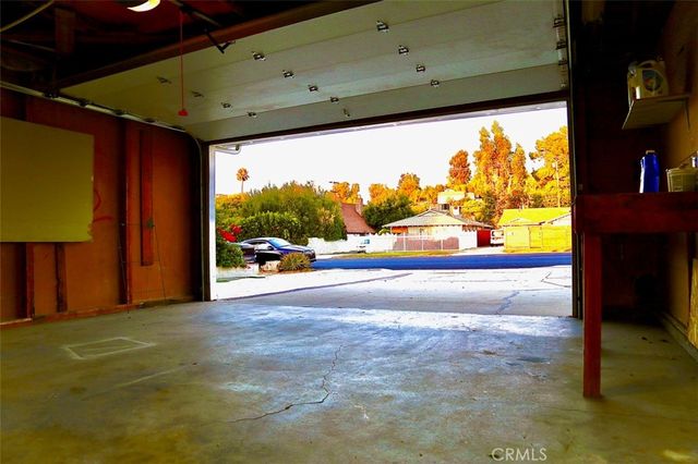 4813 Topanga Canyon, Woodland Hills, CA 91364