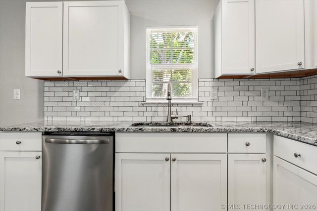 407 N Forest Street, Jenks, OK 74037