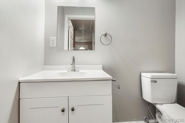 407 N Forest Street, Jenks, OK 74037