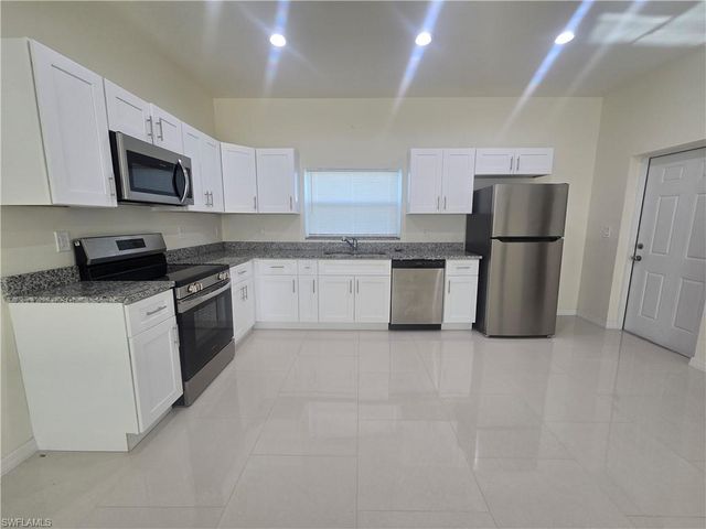 324 Mangonia AVE, Lehigh Acres, FL 33974