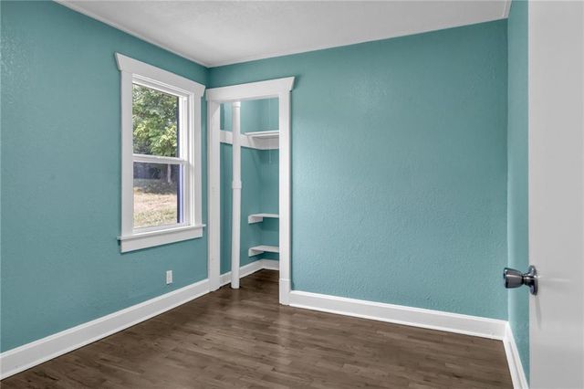 2124 Lafayette Avenue, Kansas City, KS 66104