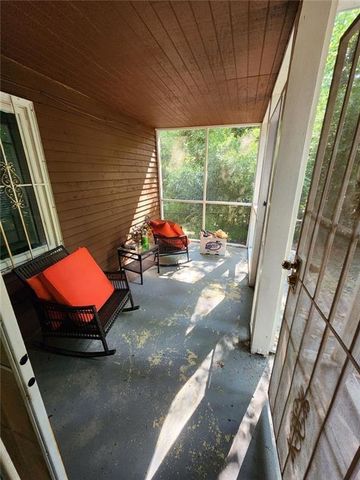 258 Kenilworth Circle, Stone Mountain, GA 30083