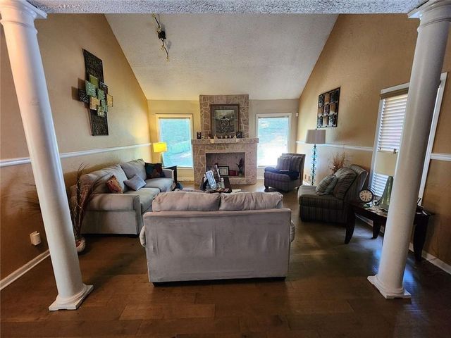 258 Kenilworth Circle, Stone Mountain, GA 30083